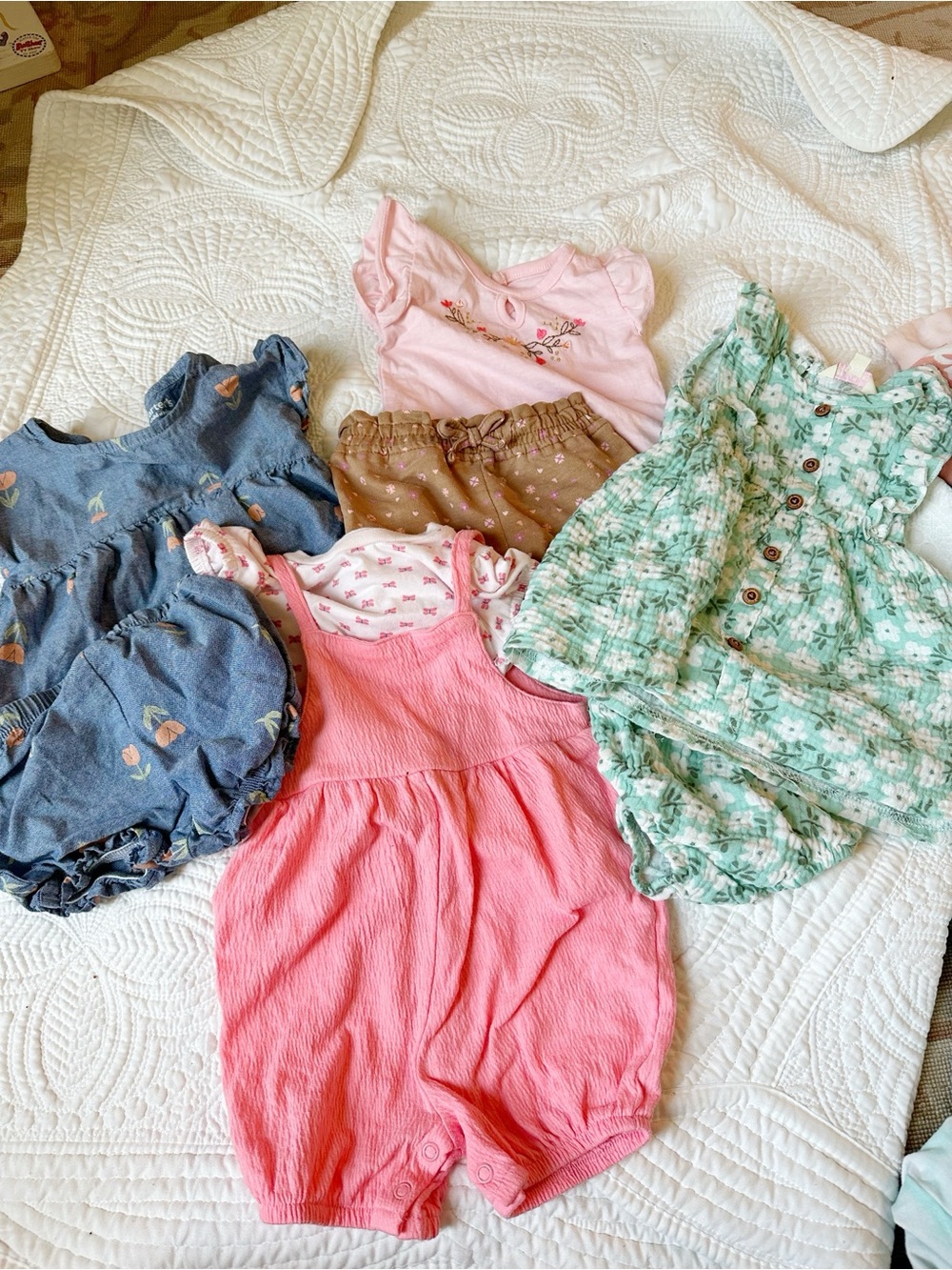 6-9M Play Clothes Bundle 4 Complete outfits 8 Pieces